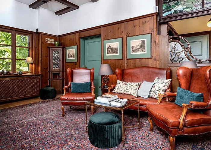 Villa Zollhaus Bed & Breakfast